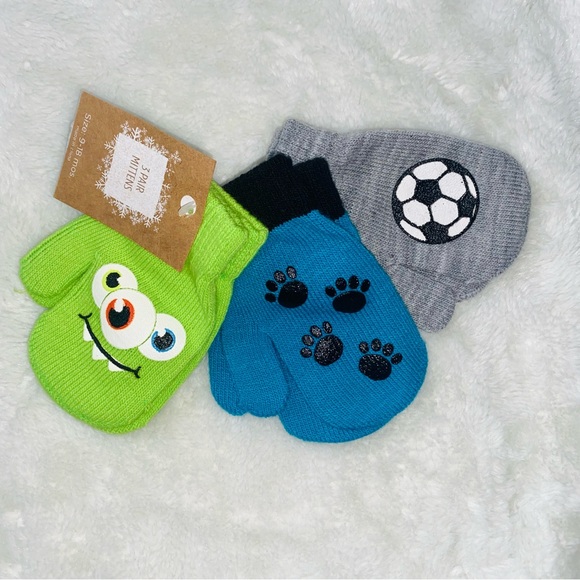 NWT Baby Mittens set - Picture 2 of 4